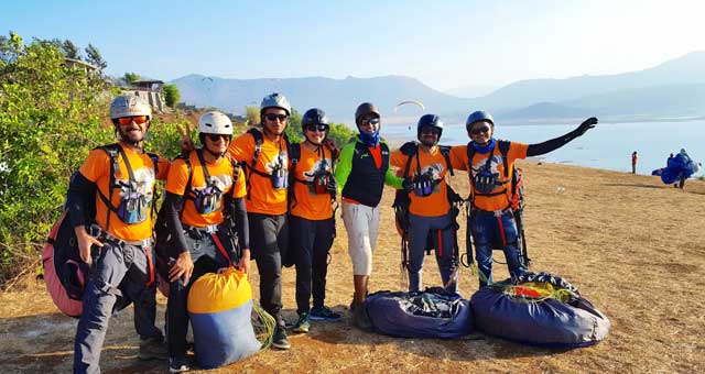 Temple Pilots - Paragliding in Kamshet