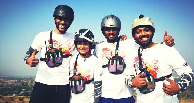 Temple Pilots - Paragliding in Kamshet