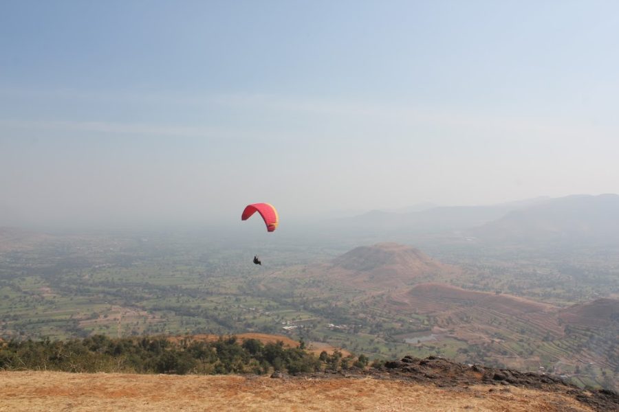 Panchgani Paragliding Tour - Side View_Panchagani_Paragliding_Tour_2016_TemplePilots