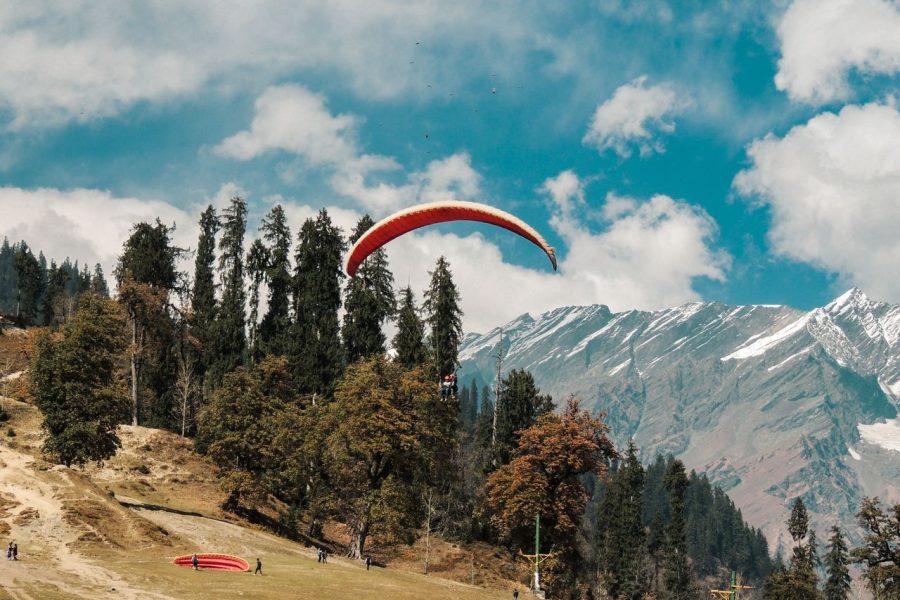 Paragliding in Manali